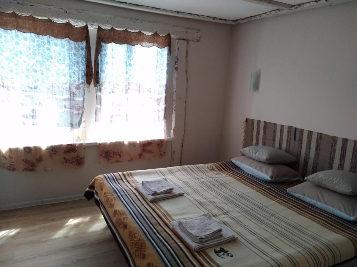 Уютный Ночлег Иссыкские Курганы Rahat Exterior foto
